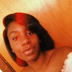 Meet your Posher, Shanell